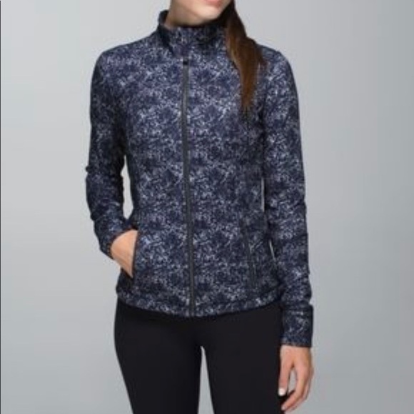 Lululemon Black Forme Cuffins Jacket ?? Beautiful!! Great Condition!  Size 10 - Picture 2 of 15